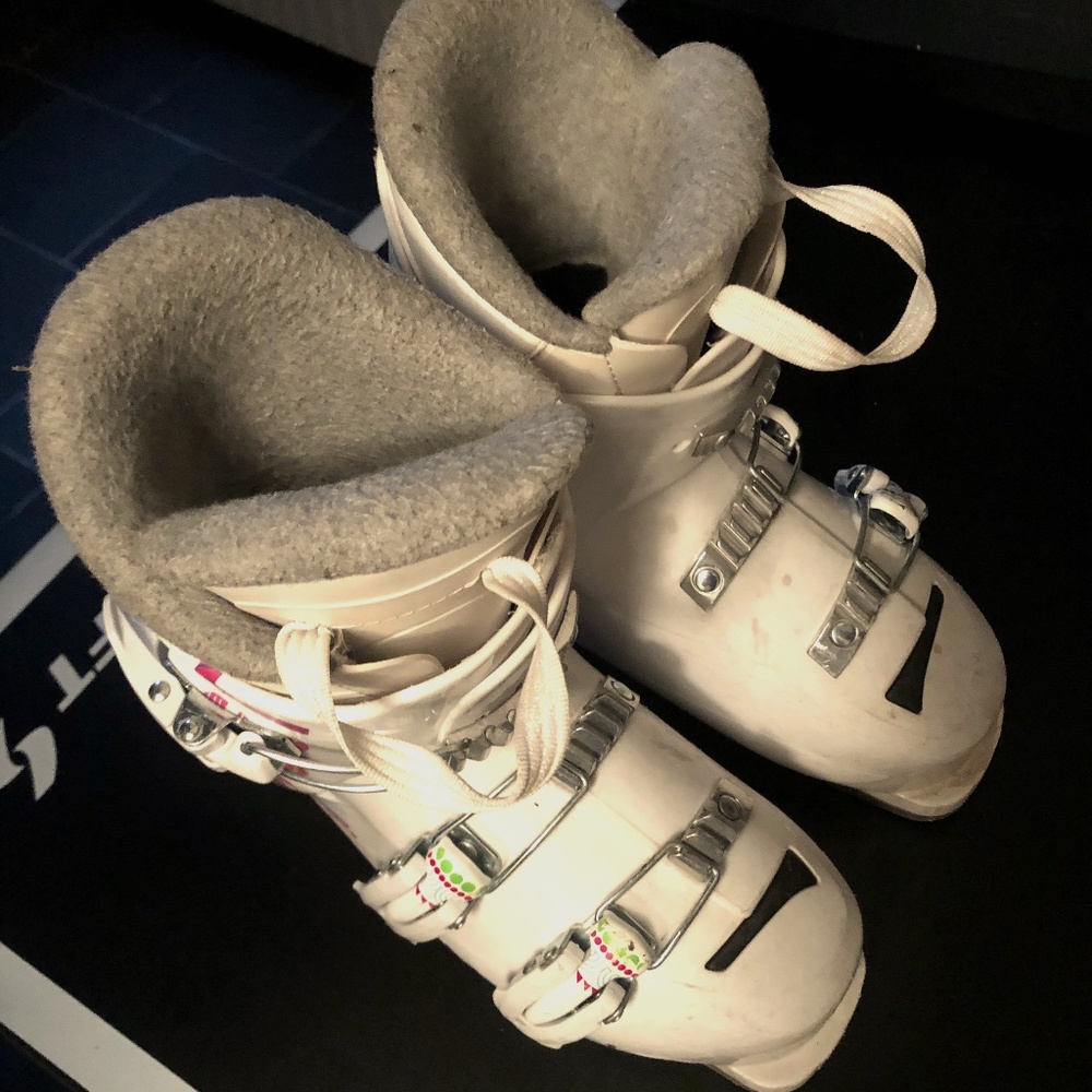 Rossignol Ski Boots - Size 21.5